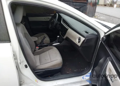 2017 Toyota Corolla Le z USA, uszkodzony, nr VIN 5YFBURHE1HP578451